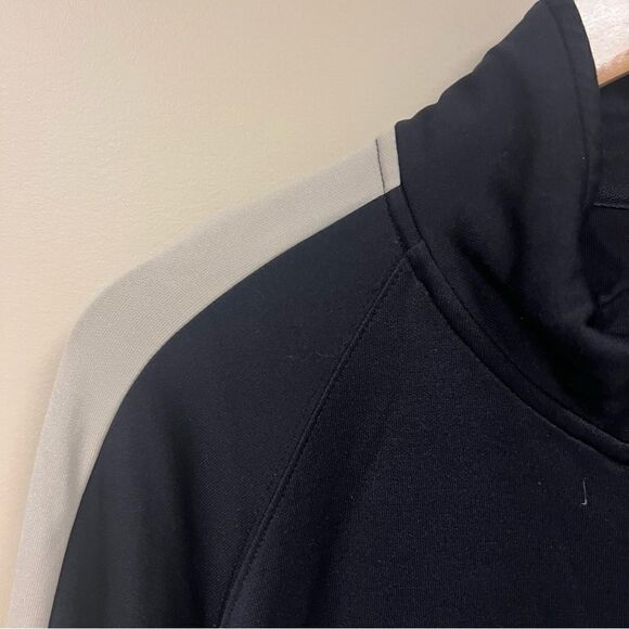 Fila 90s vintage zip up jacket.   Size XL - Picture 2 of 8